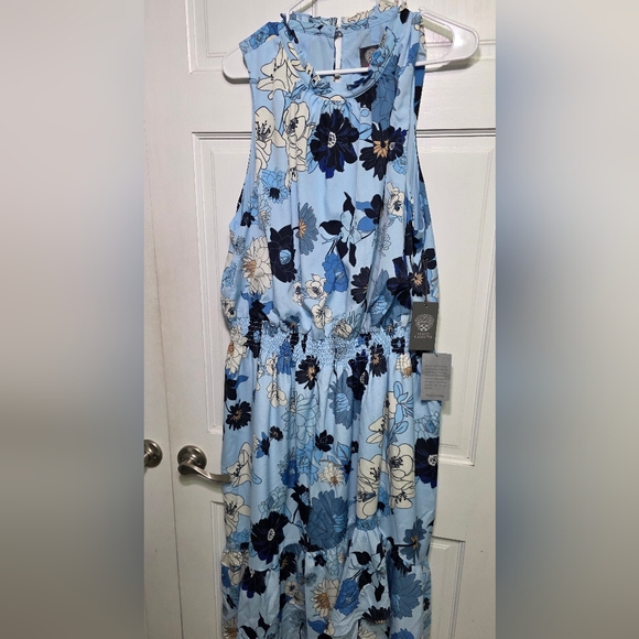 NWT- Vince Camuto Blue Floral Smocked Waist Maxi Dress- Size 20W - Picture 1 of 10
